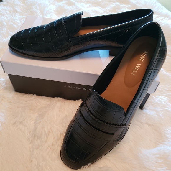 nine west loafers womens